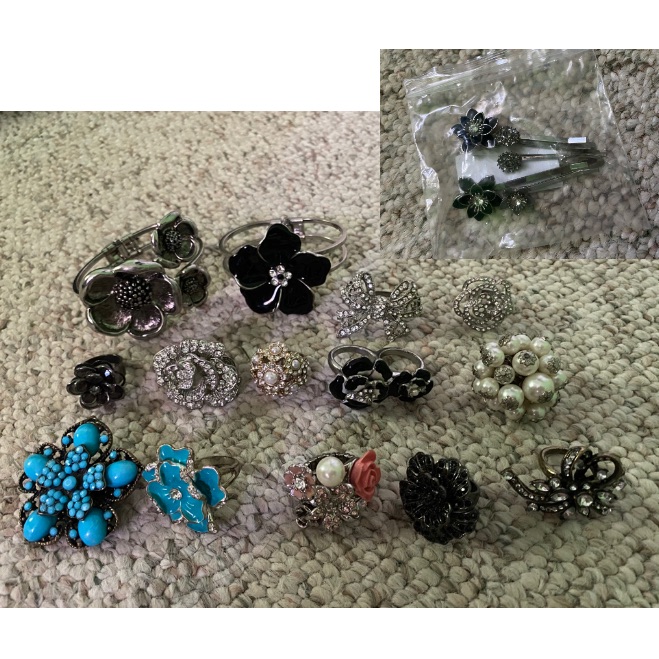 17 Piece Lot Jewelry Floral Bracelets Rings Lot Bundle 10$